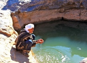 Wueste und Wasser